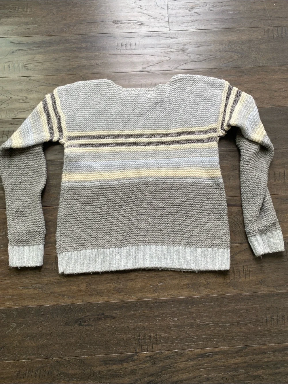 GAP Kids Striped Crewneck Sweater Metallic Girls Sz 14/16 Gray, Cream, Blue